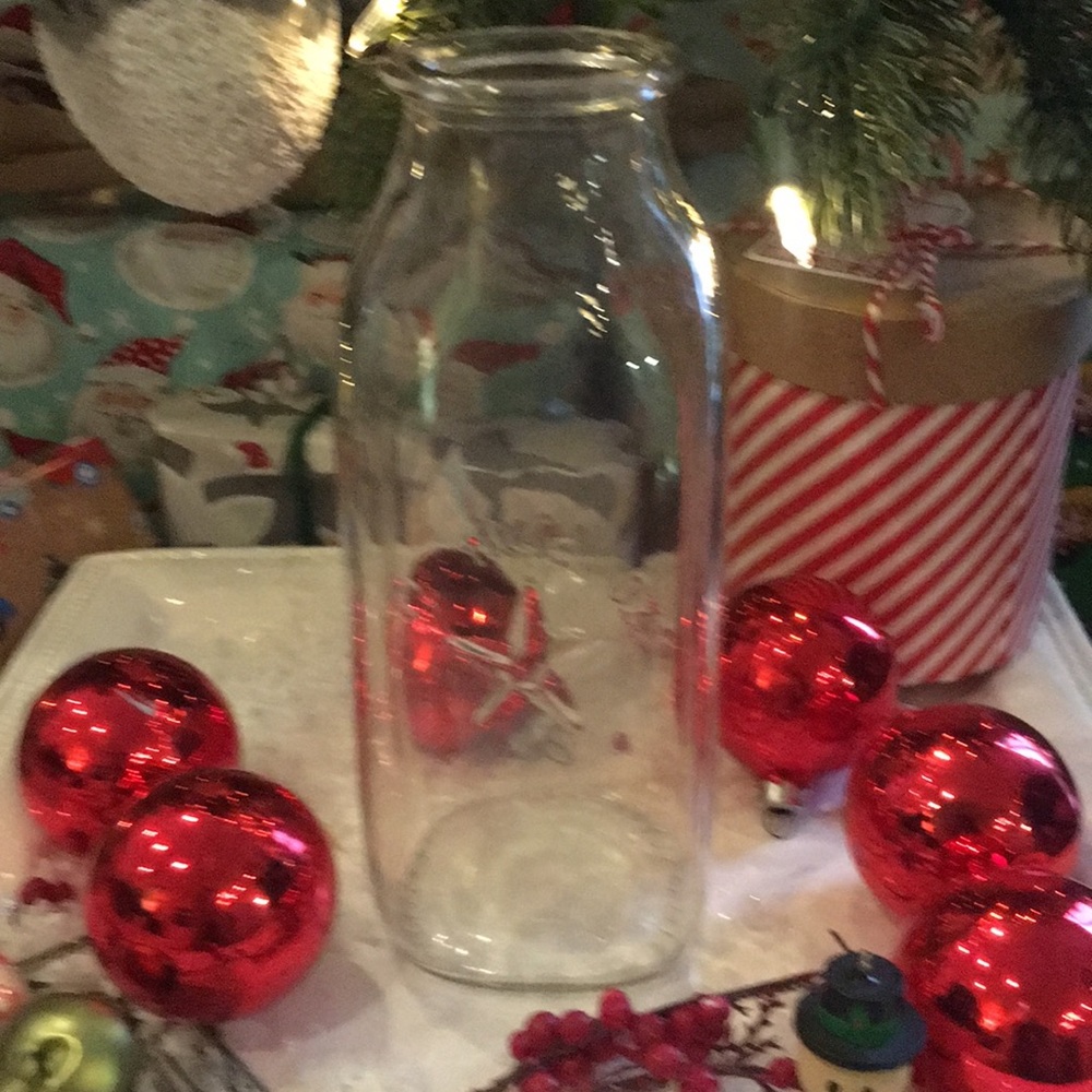 Milk Bottle Vase 8” Star + 32 fluid oz on bottle